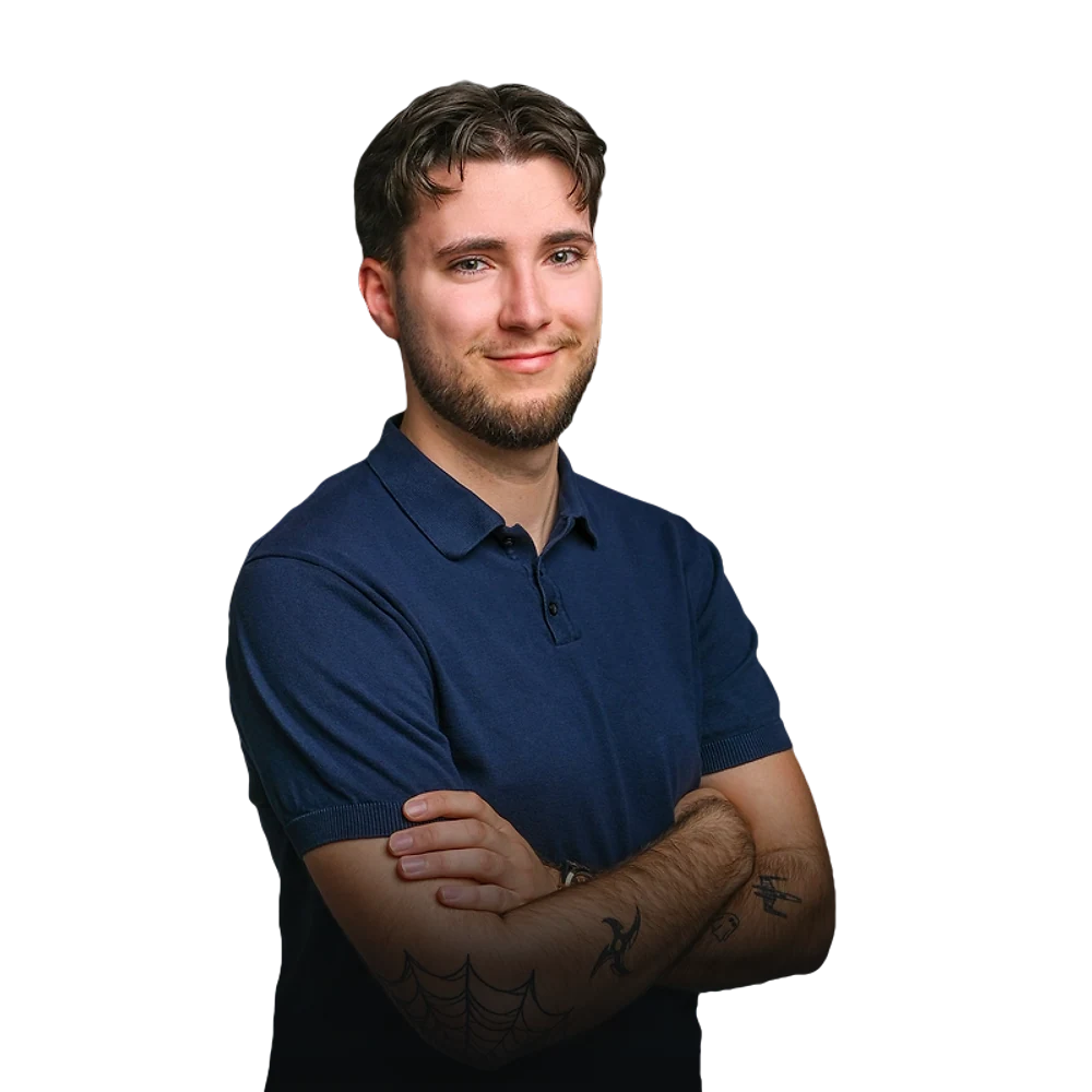 Portrait of Can Aktas, cyber security manager and media designer from Krefeld